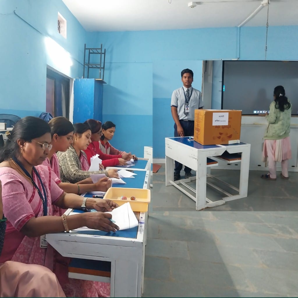 गुरुकुल ज्ञानपीठ, तेल्हारा येथे विद्यार्थी प्रतिनिधी निवडणूक उत्साहात पार